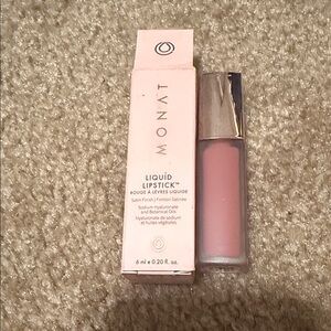 Monat liquid lipstick in magnetic NEW